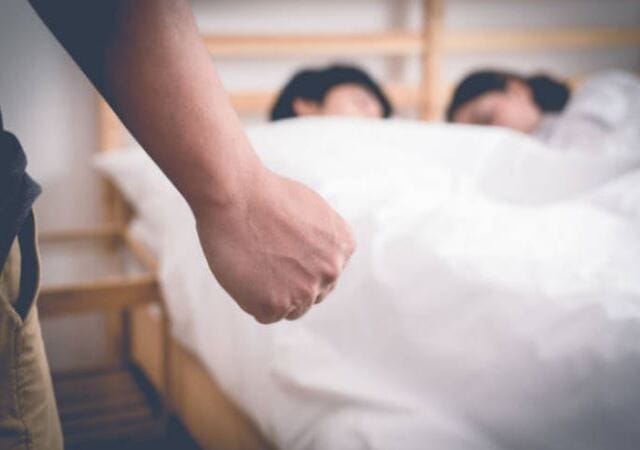 Ý nghĩa tâm linh về giấc chiêm bao thấy vợ ngoại tình