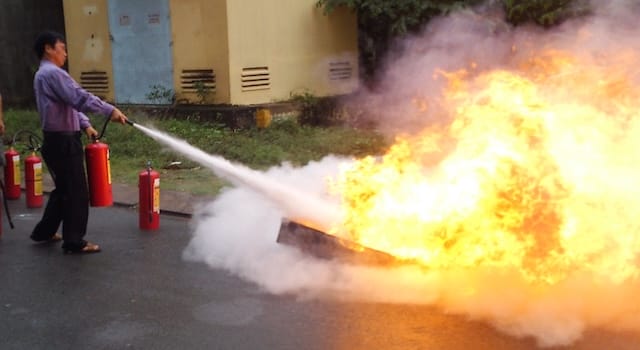 Mơ thấy dập lửa và số may mắn