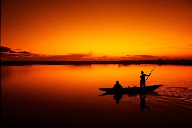 Giấc mơ đi trên sông nước và điềm báo