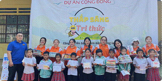 Khuyến khích giáo dục cho học sinh có hoàn cảnh khó khăn Khuyến khích giáo dục cho học sinh có hoàn cảnh khó khăn