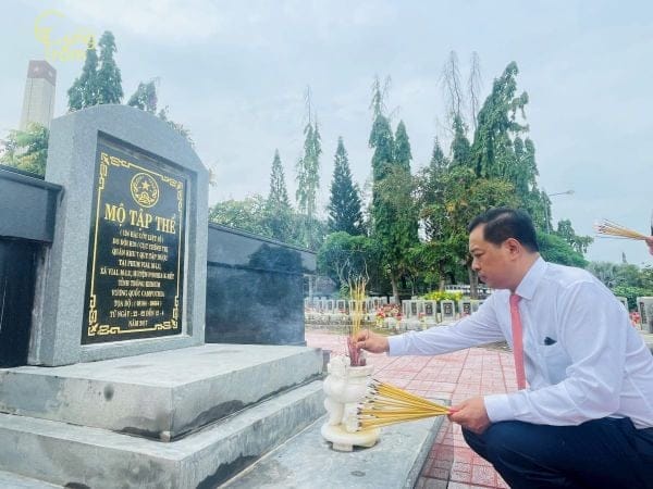 Mơ thấy viếng mộ người lạ chốt số nào may mắn
