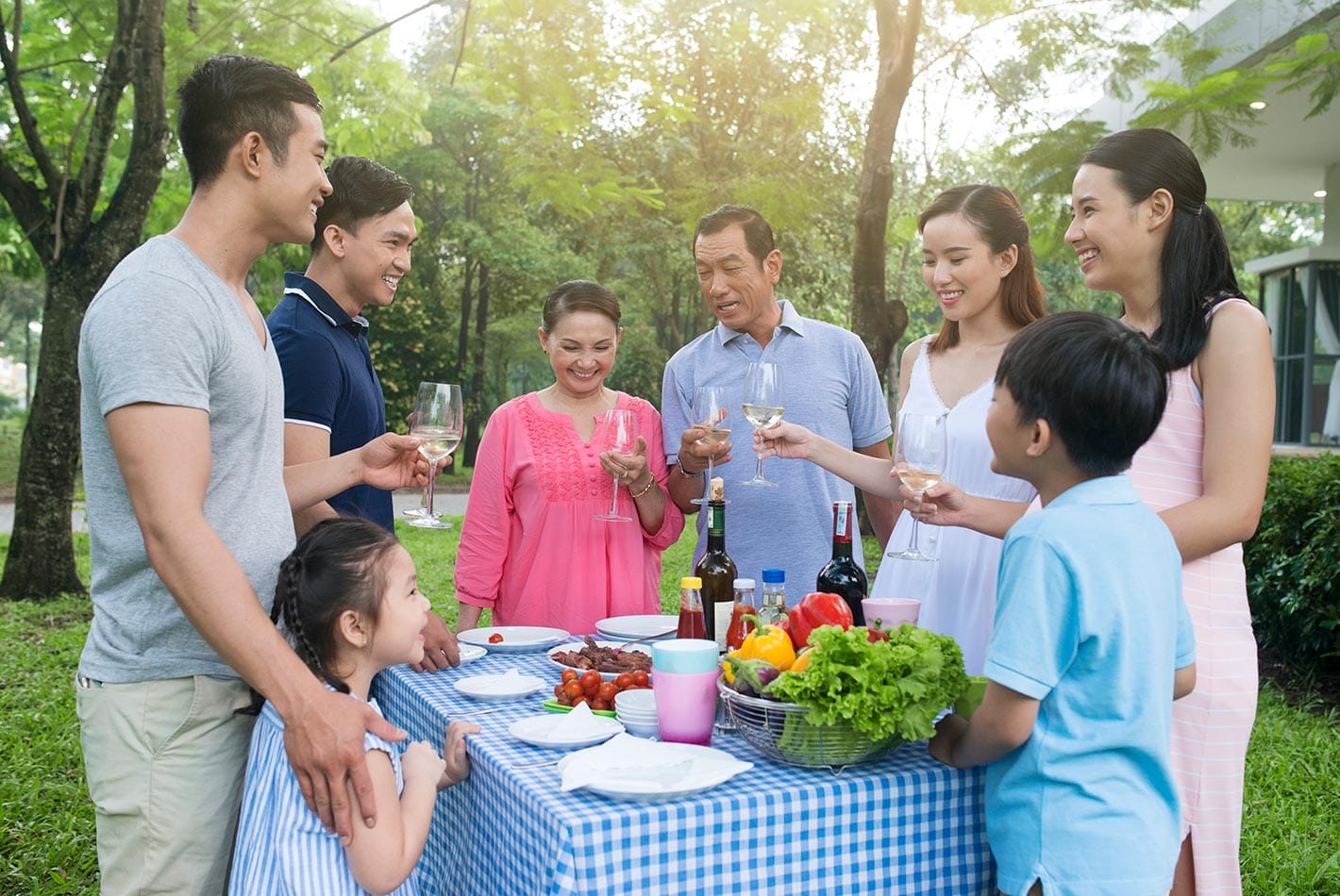 Giải mã các trường hợp nằm mơ thấy nhiều người đến nhà mình