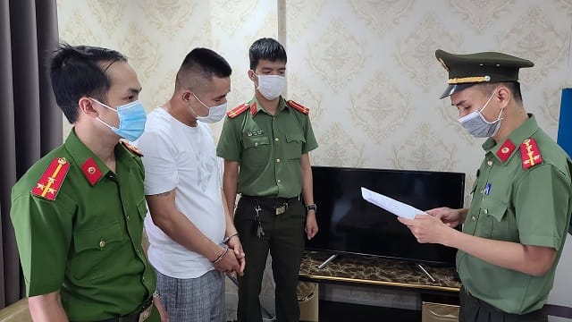 Mơ thấy công an bắt người là điềm tốt hay xấu?