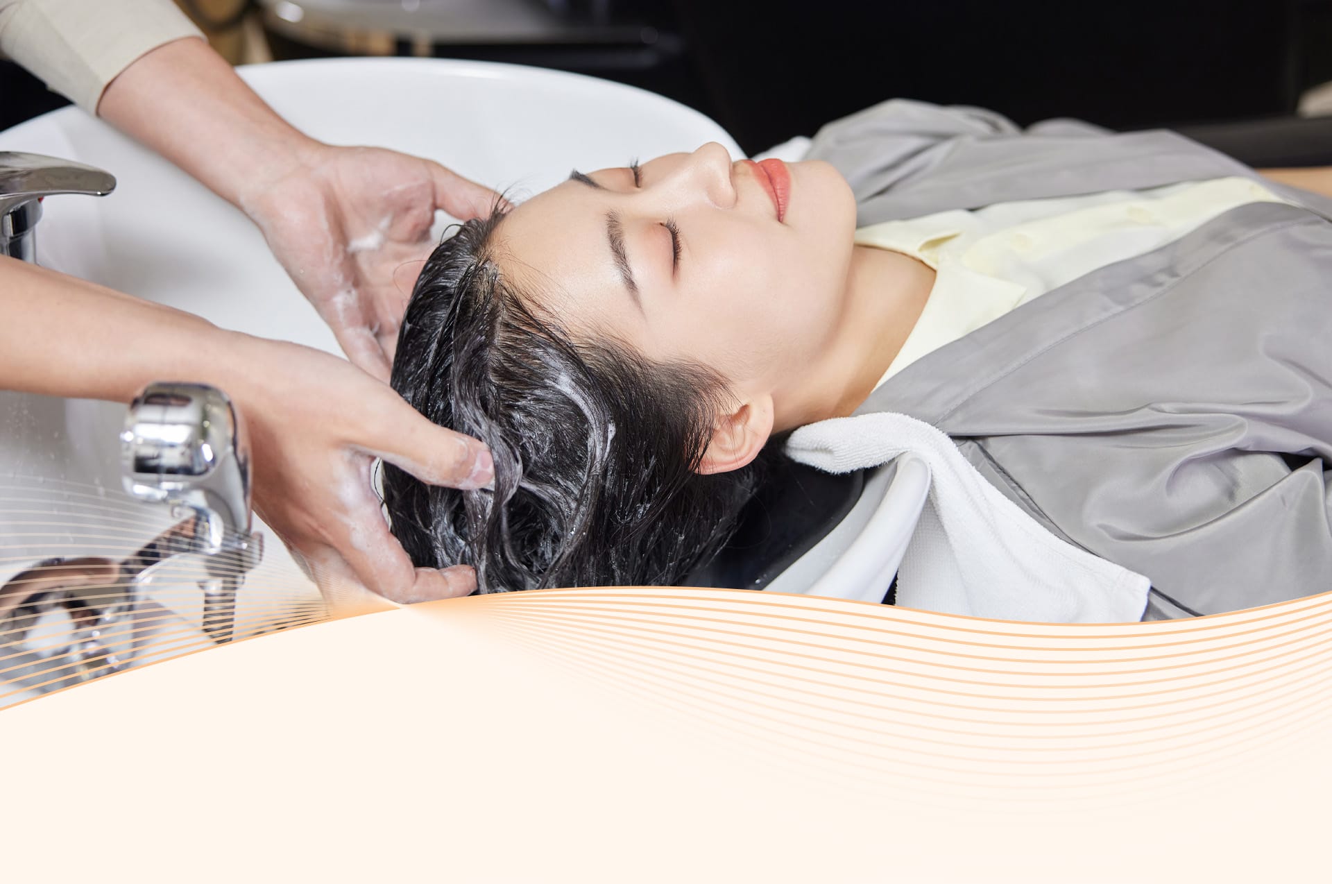Nếu mộng gội đầu cho người đã khuất cho thấy bạn đang rất lo lắng