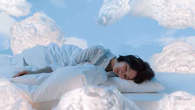 Ý nghĩa chung của giấc mơ thấy người lạ vào nhà