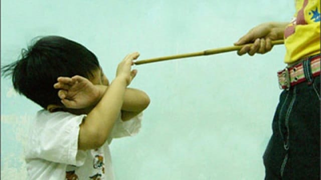 Chiêm bao đánh trẻ con