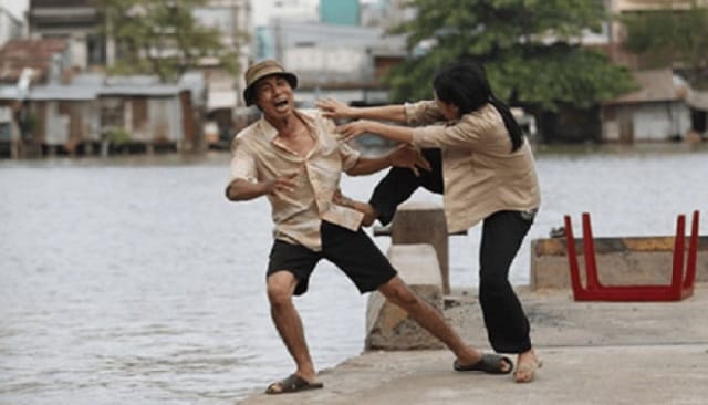 Đánh nhau với người lạ trong mơ dự báo đón nhận cơ hội mới