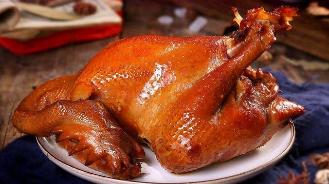 Mơ ăn thịt gà trống ngụ có chuyện không hay
