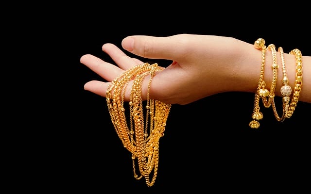 Tìm hiểu giấc mơ thấy mua vàng có dự báo gì?