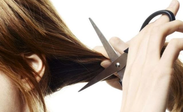 Tùy thuộc vào bối cảnh mà ý nghĩa mơ cắt tóc không giống nhau