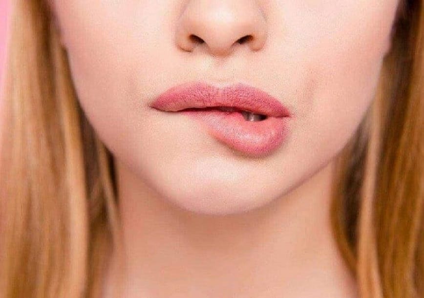 Giật miệng và mắt cùng lúc may hay xui?