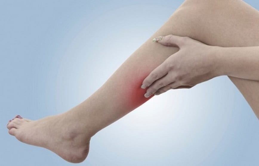 Luận giải hiện tượng thịt giật ở chân phải báo điềm gì?