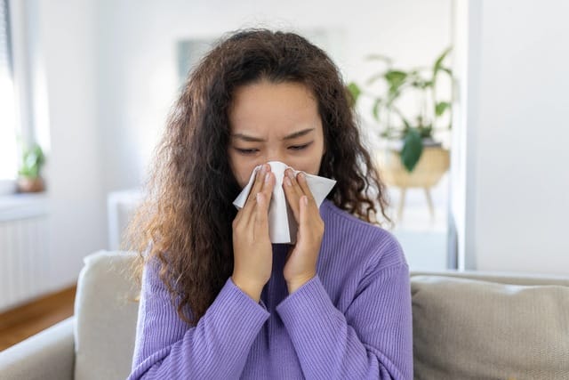 Ngứa chóp mũi vào các thời điểm khác nhau trong ngày