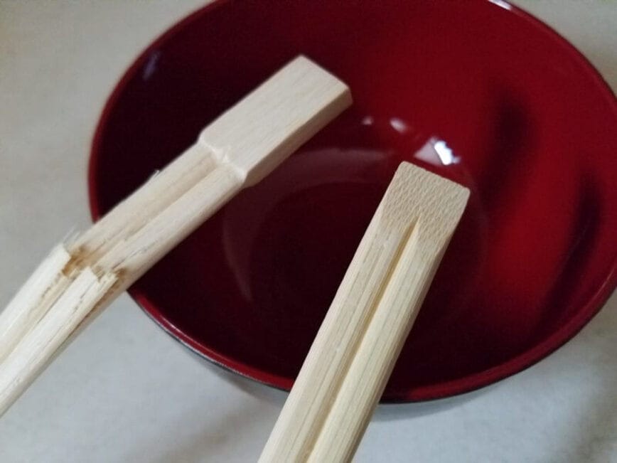 Giải mã hiện tượng gãy đũa theo từng khung giờ khác nhau