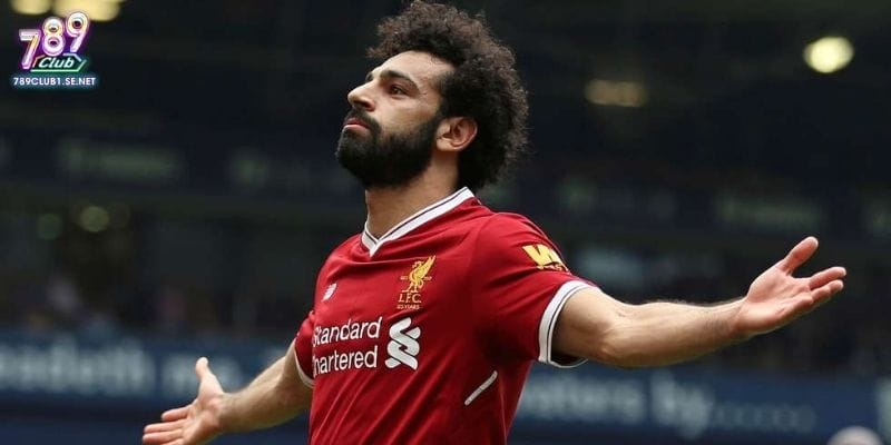 Mohamed Salah với khả năng kiểm soát vai trò cầu thủ