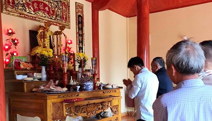 Nội dung văn khấn cần đầy đủ, thể hiện thái độ trân thành, trang trọng