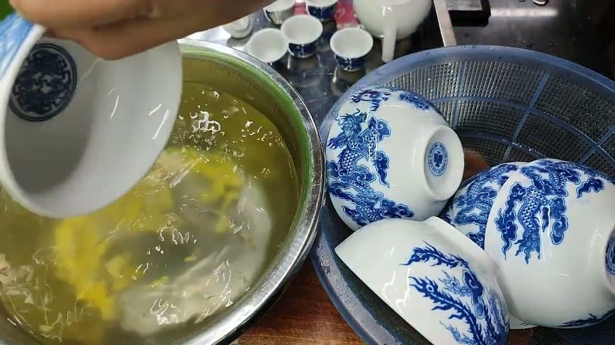 Bao sái ban thờ Thần Tài gia chủ cần chuẩn bị những gì?