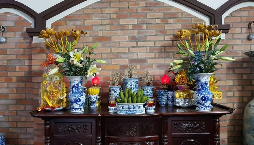 Chi tiết bài văn khấn gia tiên hàng ngày