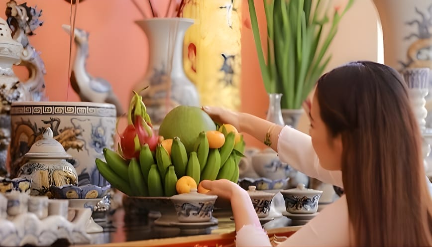 Chuẩn bị chu toàn trước khi thực hiện lễ bao sái ban thờ