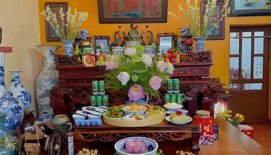Thời điểm nên khấn gia tiên xin lộc làm ăn