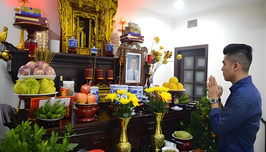 Ý nghĩa lễ cúng gia tiên hằng ngày