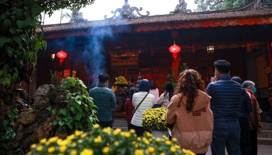 Khi nào nên đi chùa cầu bình an?
