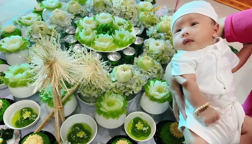 Tìm hiểu về đầy tháng bé gái