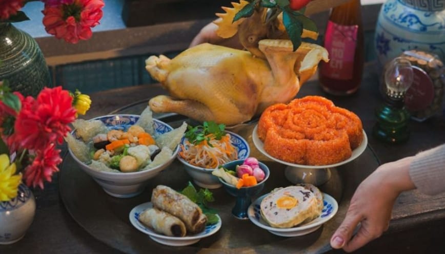 Đặt tấm lòng thành kính khi chuẩn bị mâm cúng