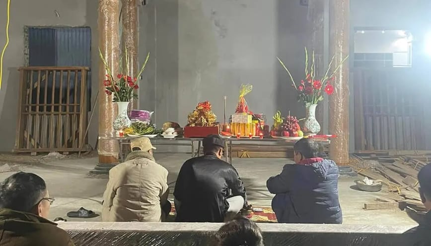 Đồ cúng cần chuẩn bị cho lễ cất nóc nhà mượn tuổi