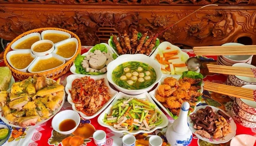 Mâm lễ đầy đủ để cúng triệt hạ nhà
