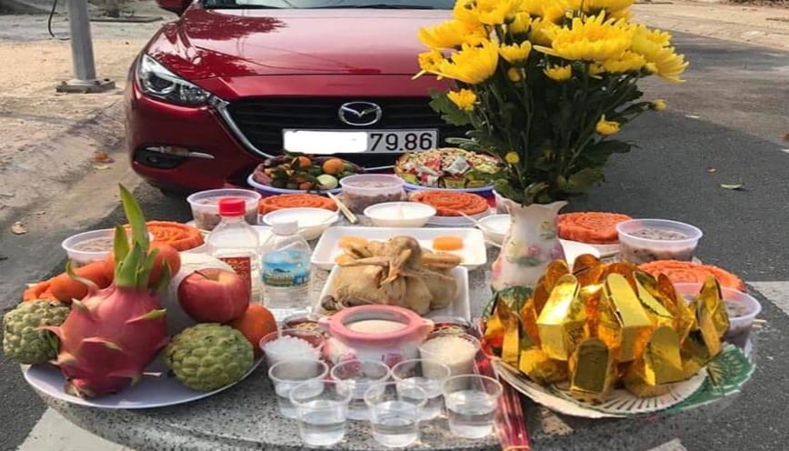 Mẫu văn khấn cúng ô tô mới mua dành cho doanh nghiệp
