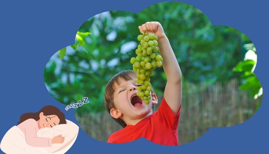Ăn nho cùng các thành viên gia đình